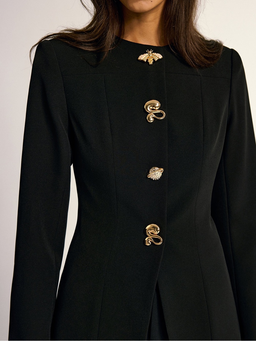Commense Metal Detail Crew Neck Blazer